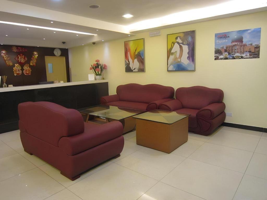 Hotel City Comfort Inn Puchong Ngoại thất bức ảnh