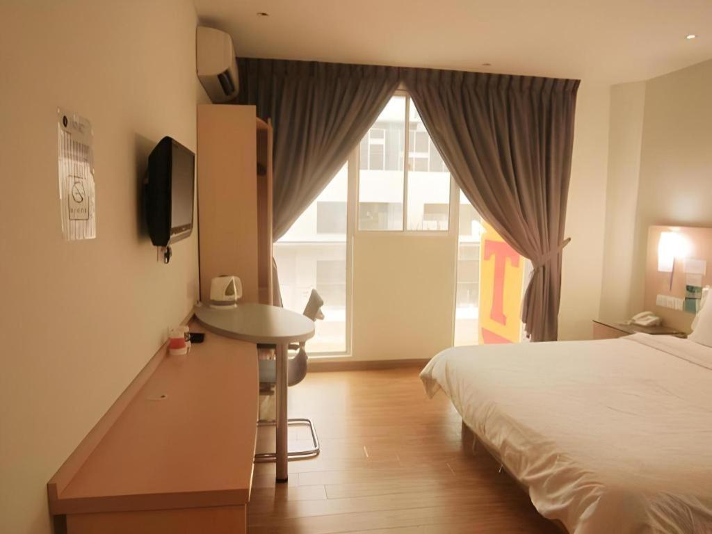 Hotel City Comfort Inn Puchong Ngoại thất bức ảnh