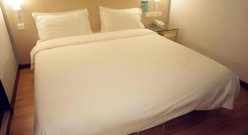 Hotel City Comfort Inn Puchong Ngoại thất bức ảnh